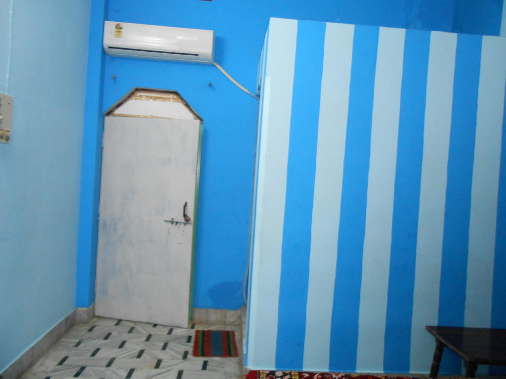 Elvis Guest House Váránasí Pokoj fotografie