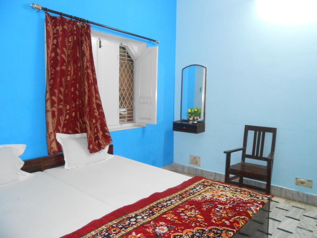 Elvis Guest House Váránasí Pokoj fotografie